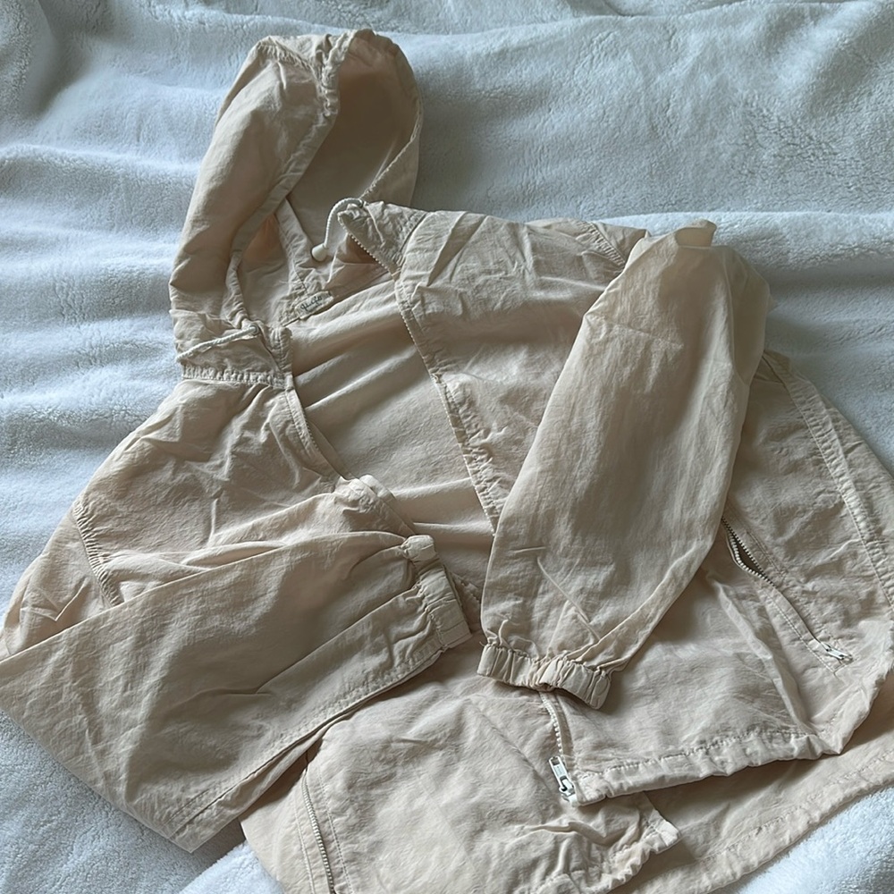 Brandy Melville pink windbreaker